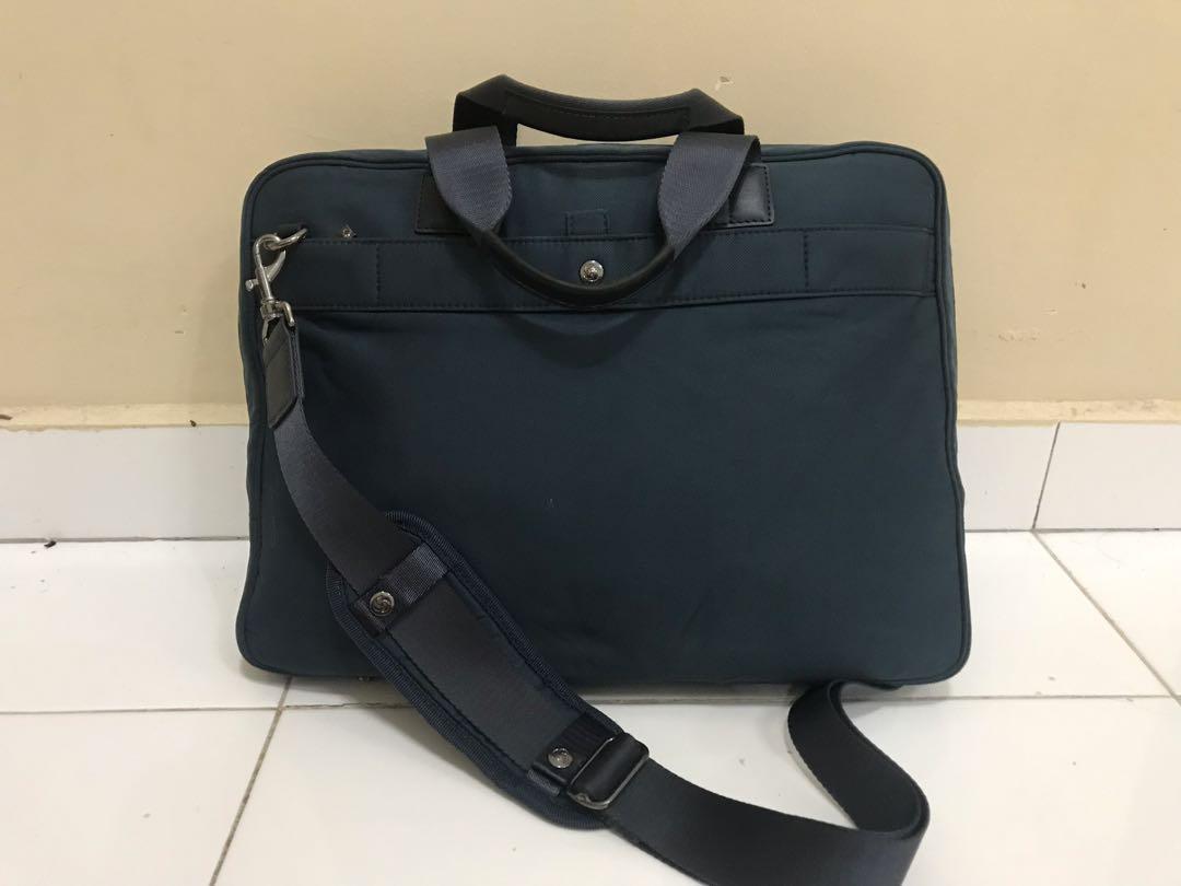 Samsonite RED Sling Laptop/ Dokumen Bag (Free Laptop/Dokumen Bag), Men