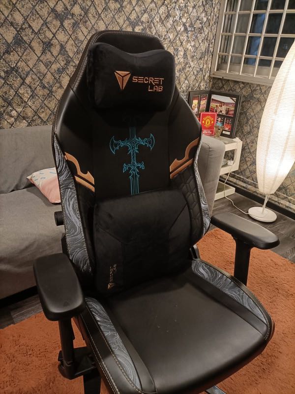 Secret Lab Chair, Furniture & Home Living, Furniture, Chairs on Carousell