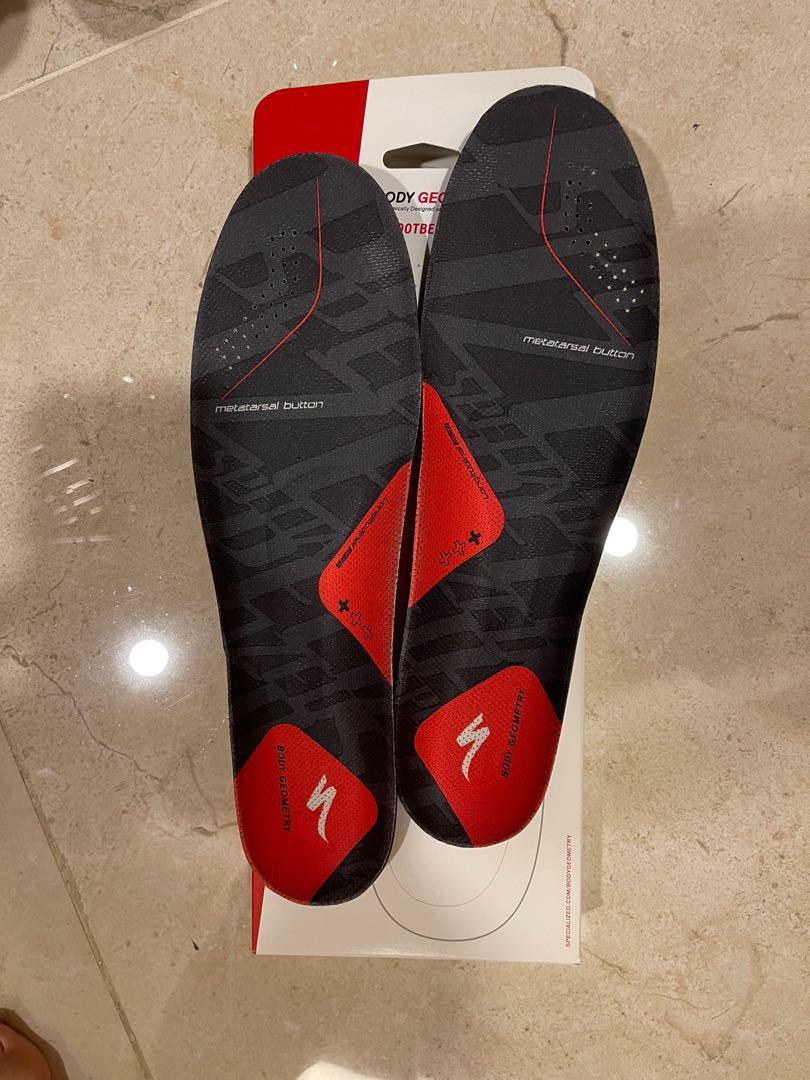 Specialized insoles with best sale the metatarsal button