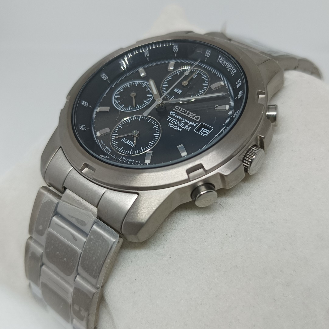 Super Lightweight Seiko Titanium Alarm Chronograph Men's Watch, Luxury,  Watches on Carousell