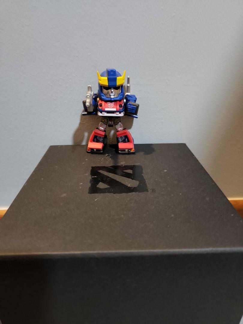 Transformers (Category: Vintage Collectibles) located in Singapore. Submitted by capsnhoods (Listing ID 1178996458, Image 10). Description: $120 for whole set Optimus Prime- $20 Optimus Prime Black edition- Sold Ultra Magnus-Sold Megatron-$20 Grimlock-$20 ThunderCracker-$10 Jazz-$10 Bumblebee-$10 WheelJack-$10 Sound Blaster-$10 SoundWave-$10 SmokeScreen-$10.