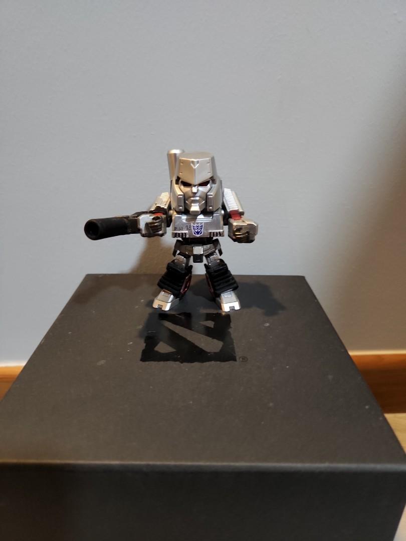 Transformers (Category: Vintage Collectibles) located in Singapore. Submitted by capsnhoods (Listing ID 1178996458, Image 2). Description: $120 for whole set Optimus Prime- $20 Optimus Prime Black edition- Sold Ultra Magnus-Sold Megatron-$20 Grimlock-$20 ThunderCracker-$10 Jazz-$10 Bumblebee-$10 WheelJack-$10 Sound Blaster-$10 SoundWave-$10 SmokeScreen-$10.