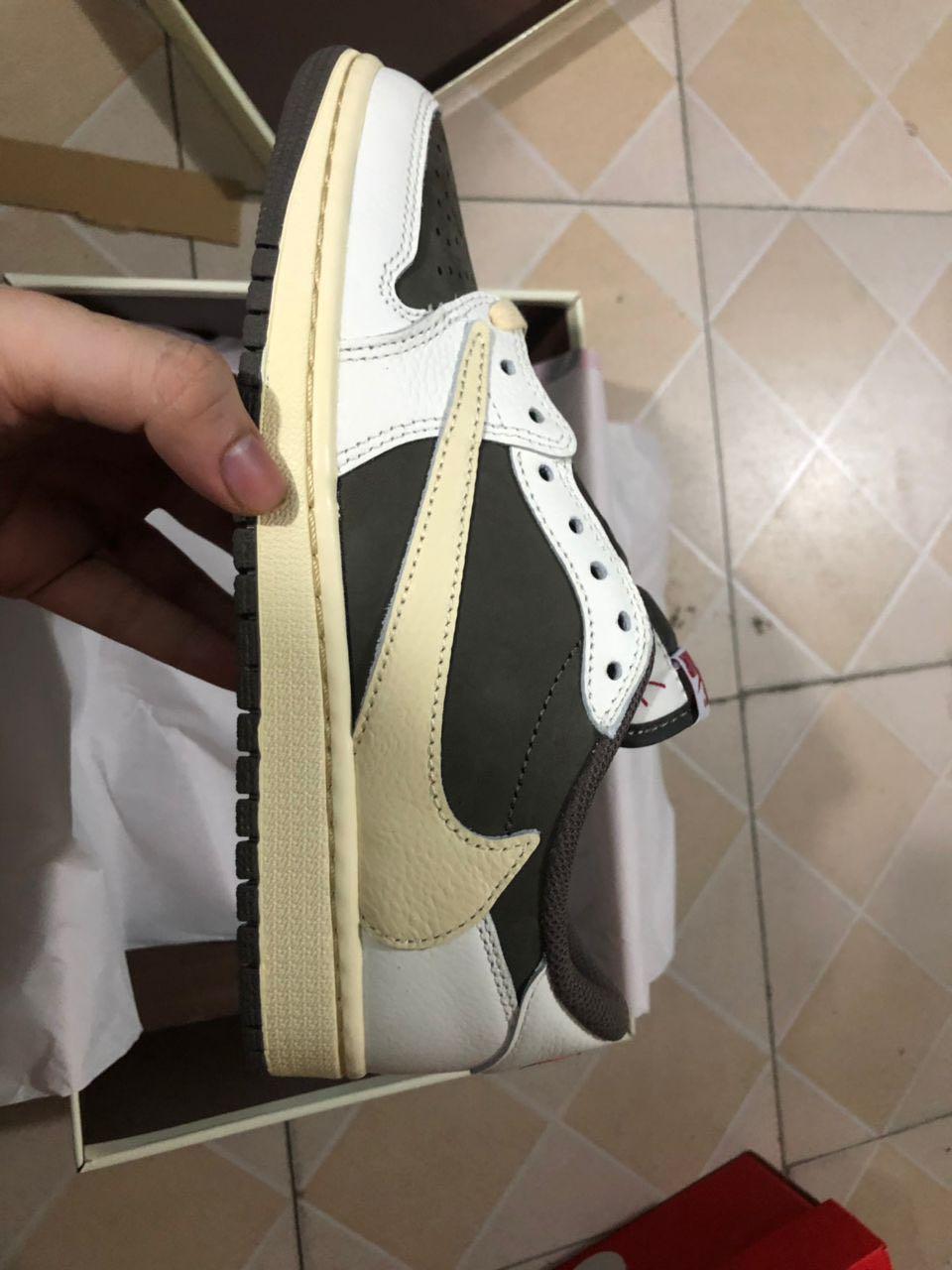 travis scott mocha reverse
