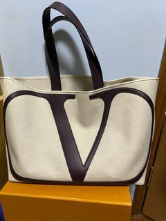 （分類：）位於 。 由 classy_n_rare 提交（商品編號 1159494453，圖片 1）。簡介： 。