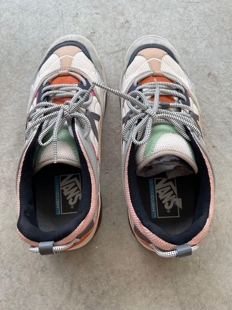 Vans Varix WaffleCup sample pair