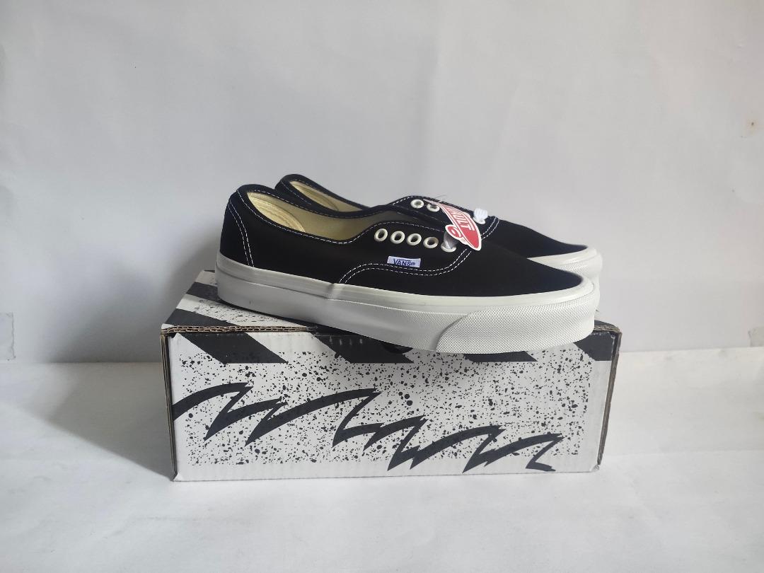 Vans Vault Authentic OG Black White SS2020