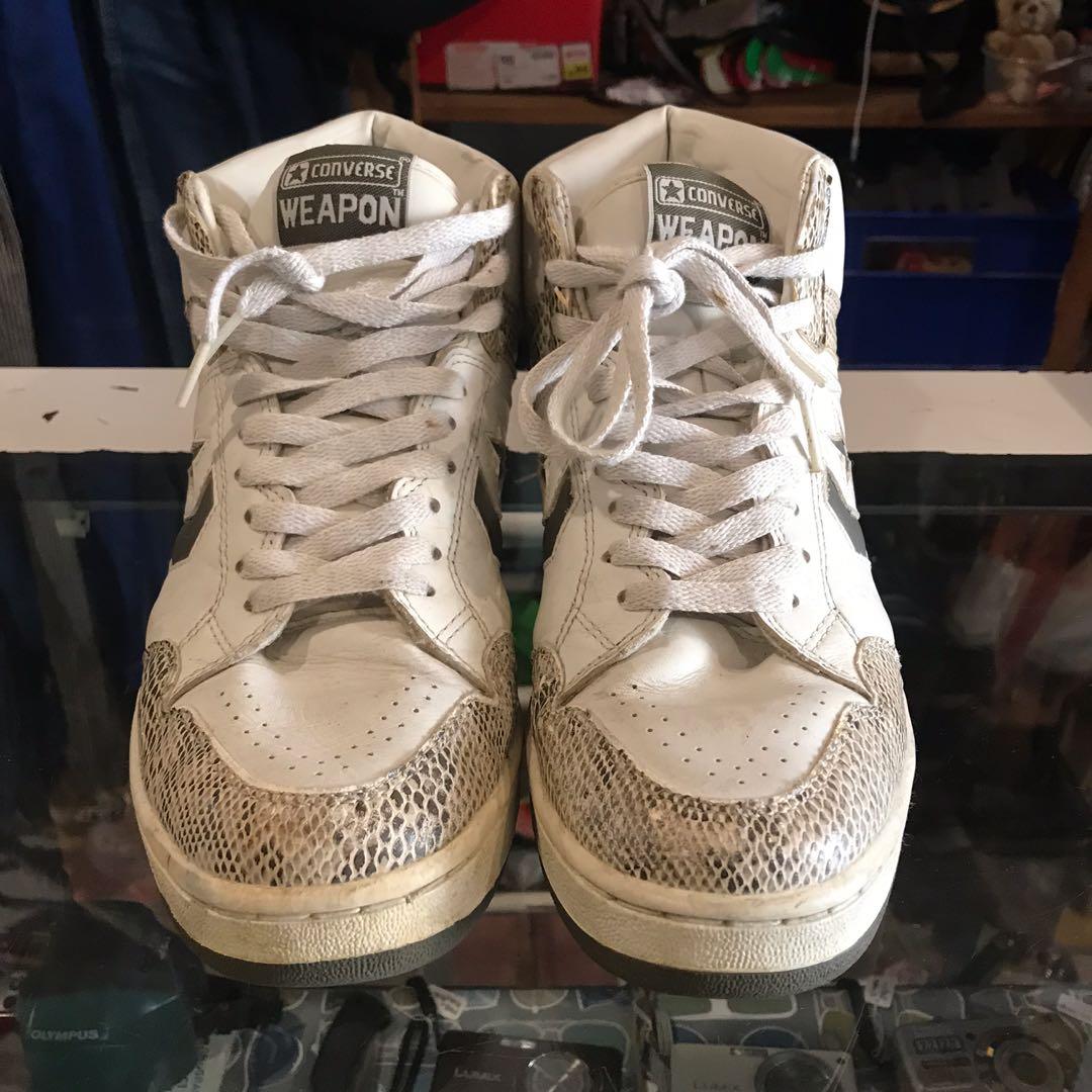 Converse weapon retro store