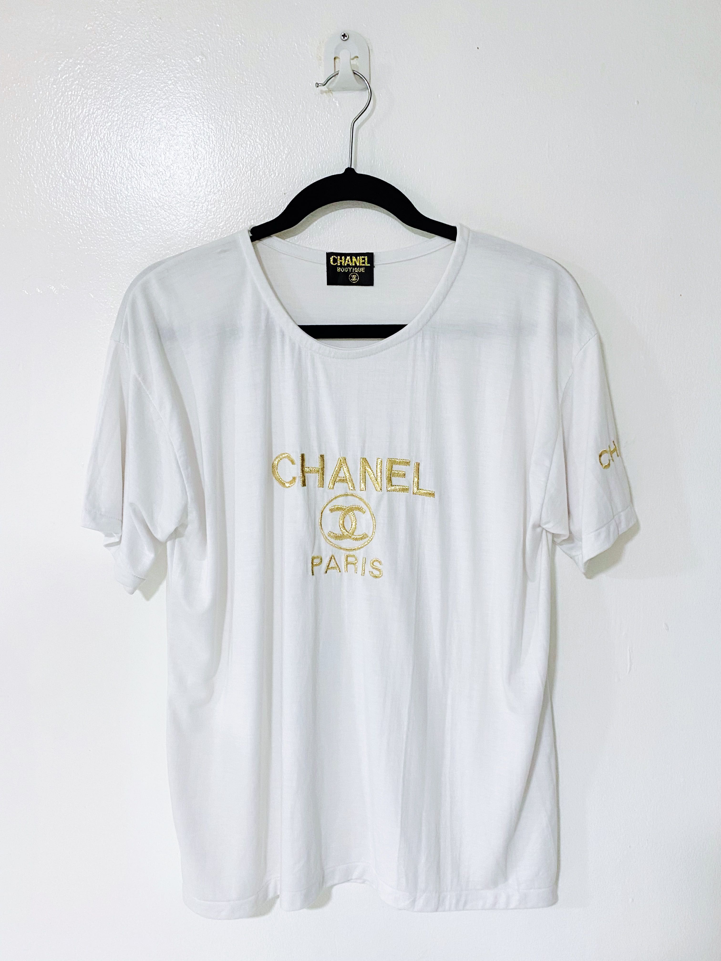 ⚜️VTG Chanel shirt, Luxury, Apparel on Carousell
