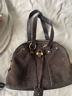 (Category: ) located in . Submitted by pxx (Listing ID 1178938694, Image 1). Description: .