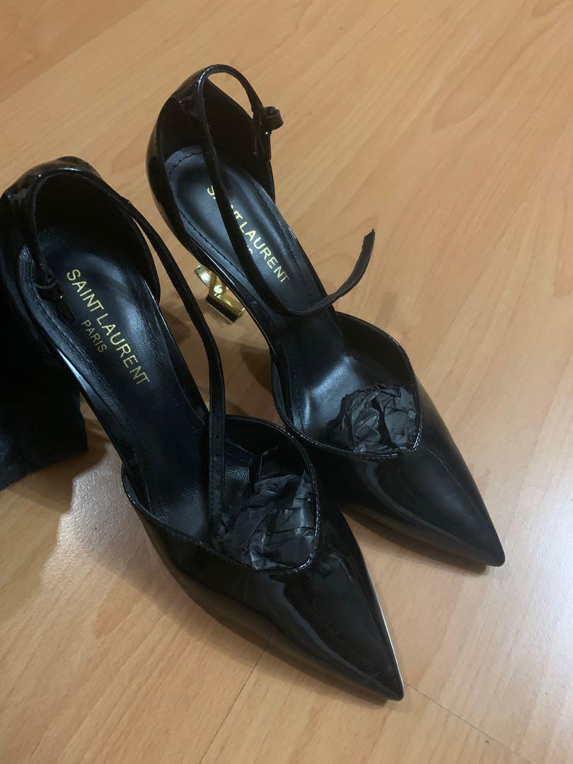 Ysl pumps sale hot sale
