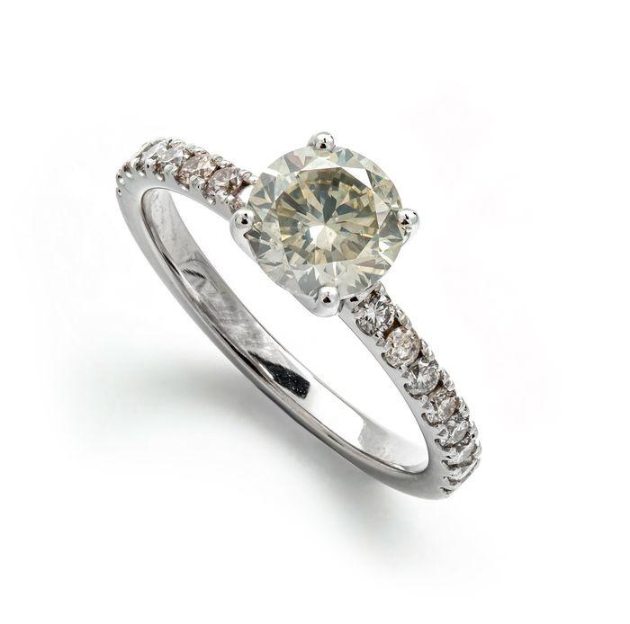 ON SALE Stunning 1.53 tcw Natural mined Diamond Ring setting 14 kt