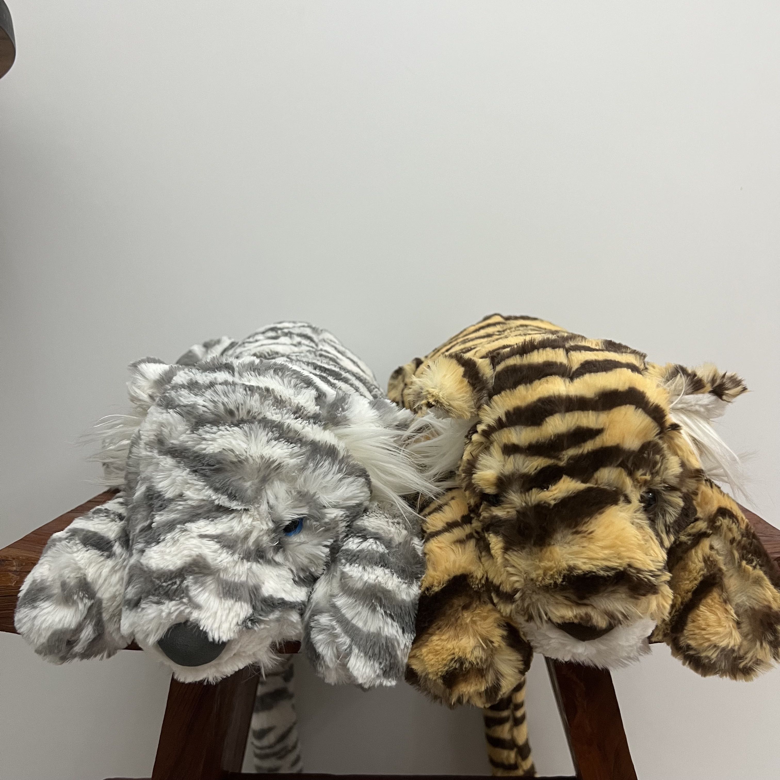 Jellycat tiger large 2025