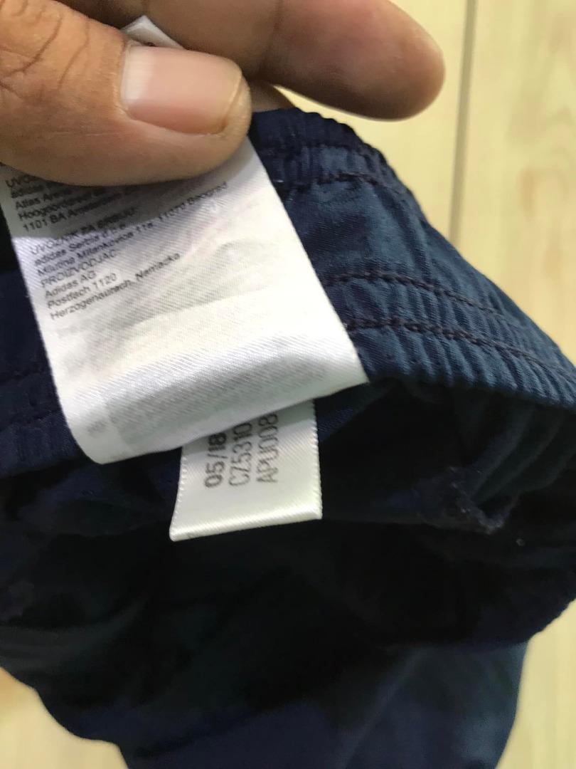 Adidas cz5310 top