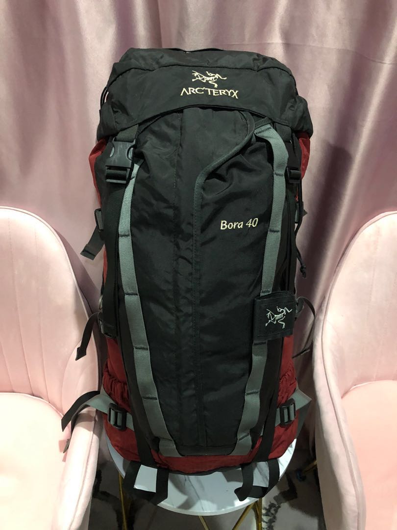 Arcteryx Bora 40, Men's Fashion, Bags 