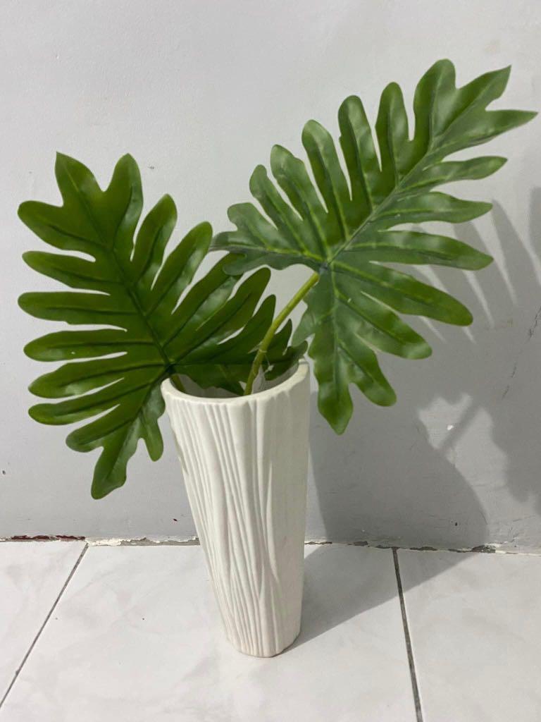 Artificial plants with vase, Furniture & Home Living, Home Decor