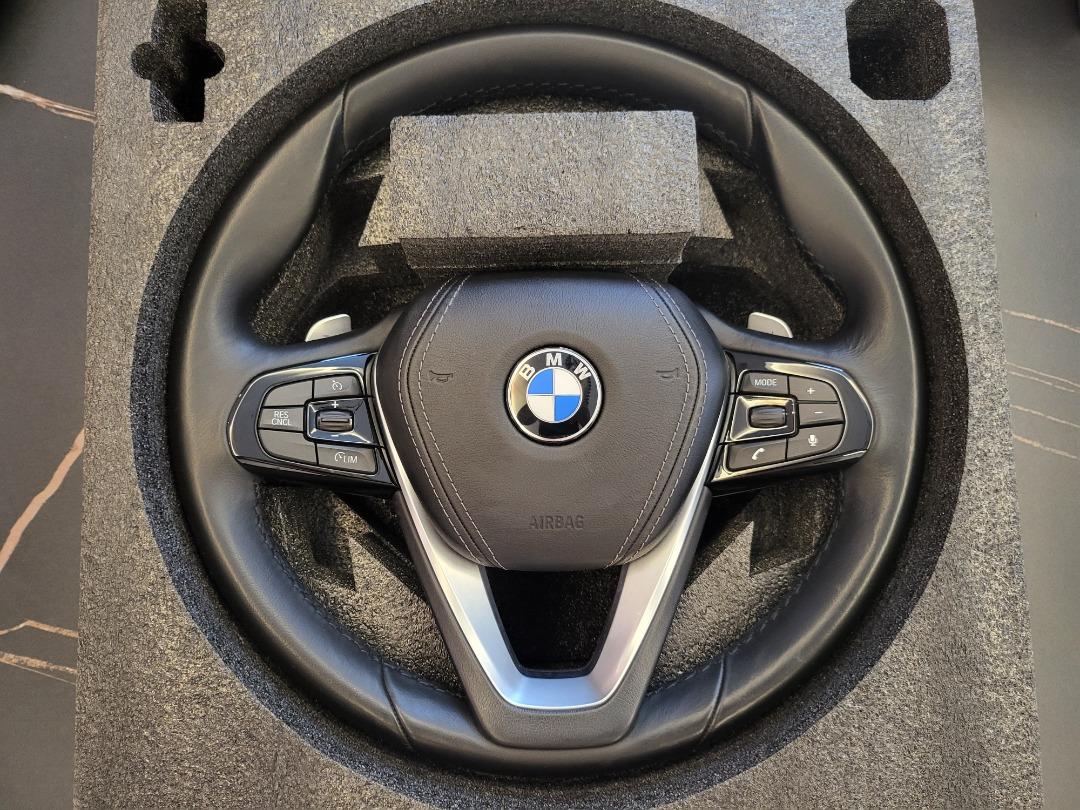 BMW F20 F30 F32 F34 G30 520 530 530e Steering wheel with airbag, Auto