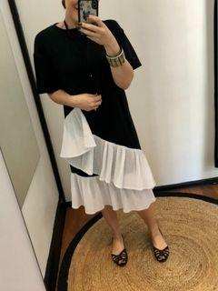 Brand New Pleated Hem T-Shirt Dress (Medium)