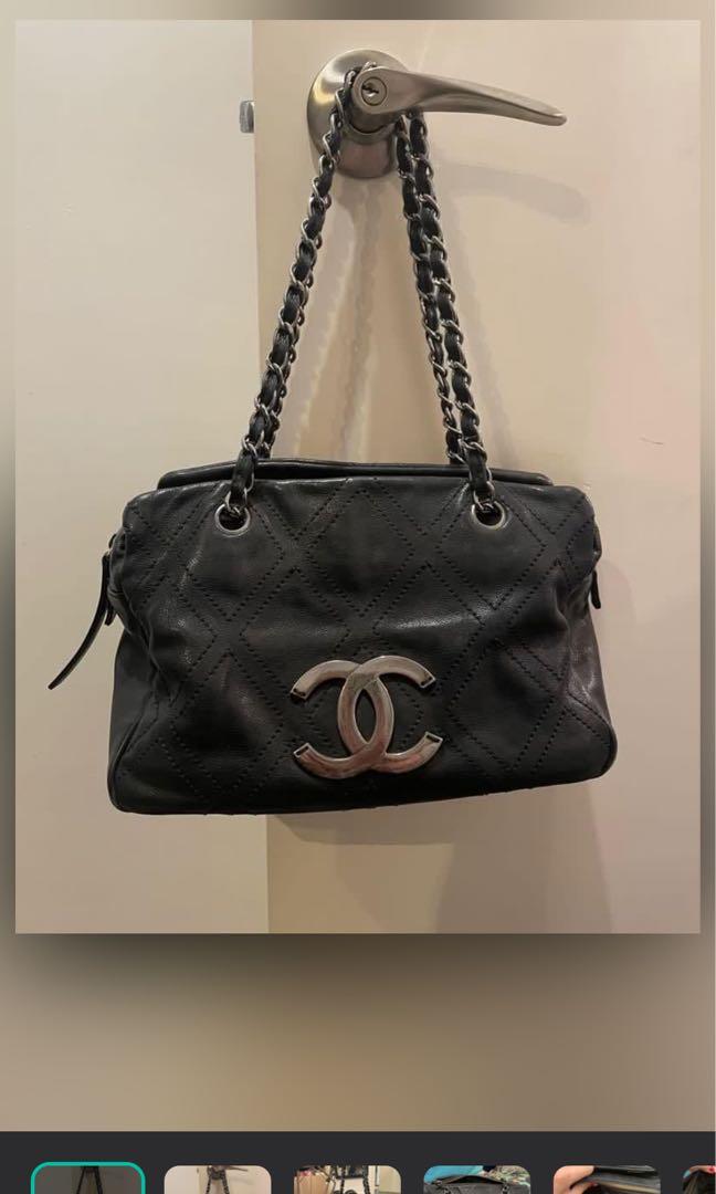 Chanel diamond on sale stitch bag