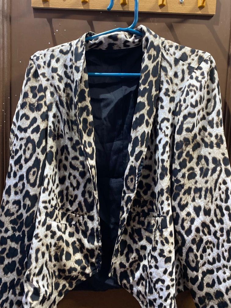 Cheeta print blazer, Women's Fashion, Coats, Jackets and Outerwear on ...