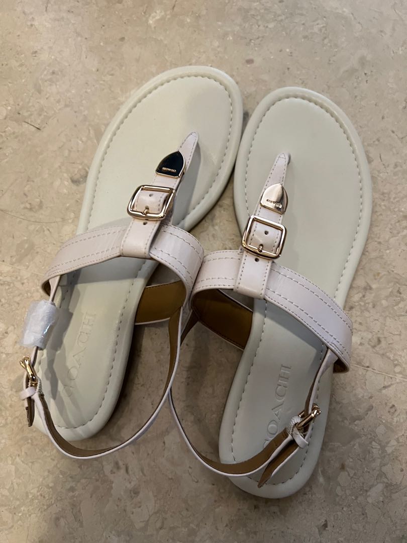 Coach Solid Black Sandals Size 10 - 81% off | ThredUp