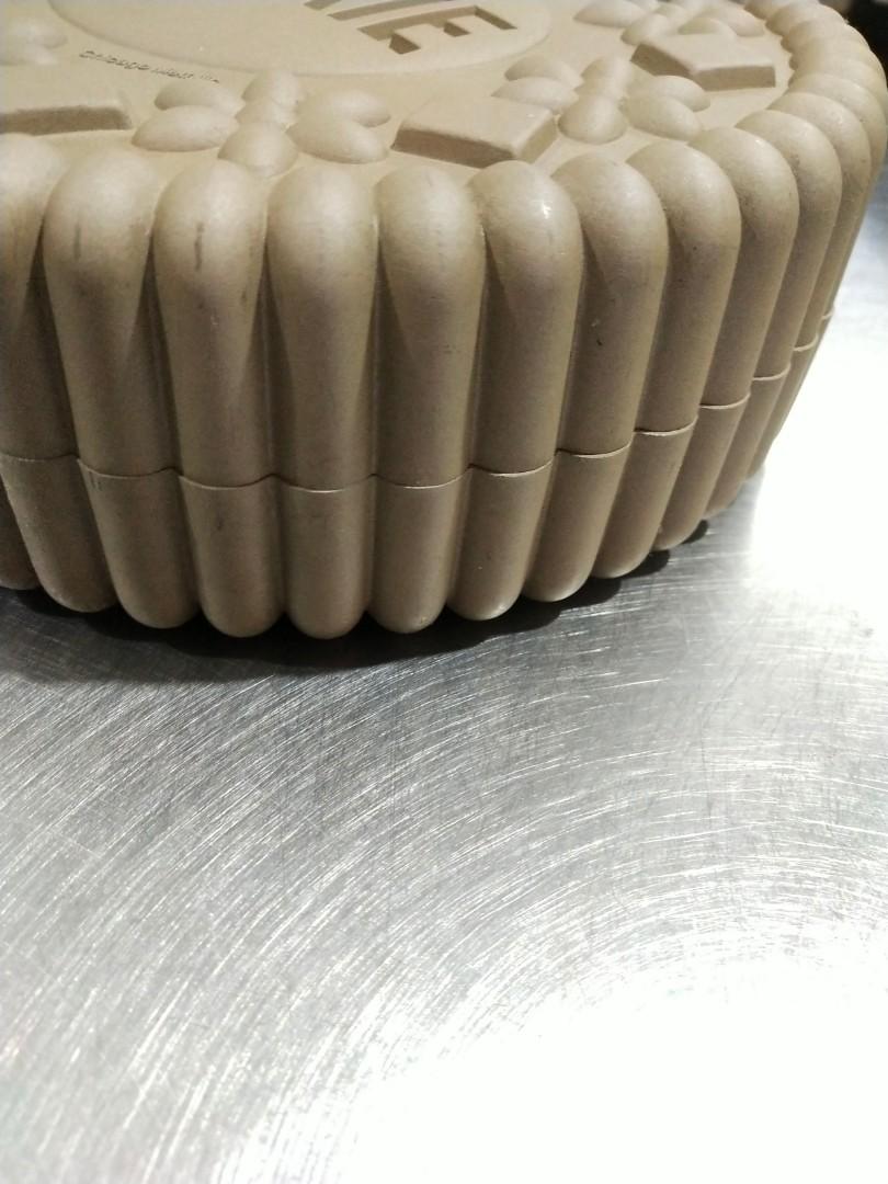 Cookie cake mold (Category: Bakeware) located in Malabon City. Submitted by wica16 (Listing ID 1179087255, Image 3). Description: .