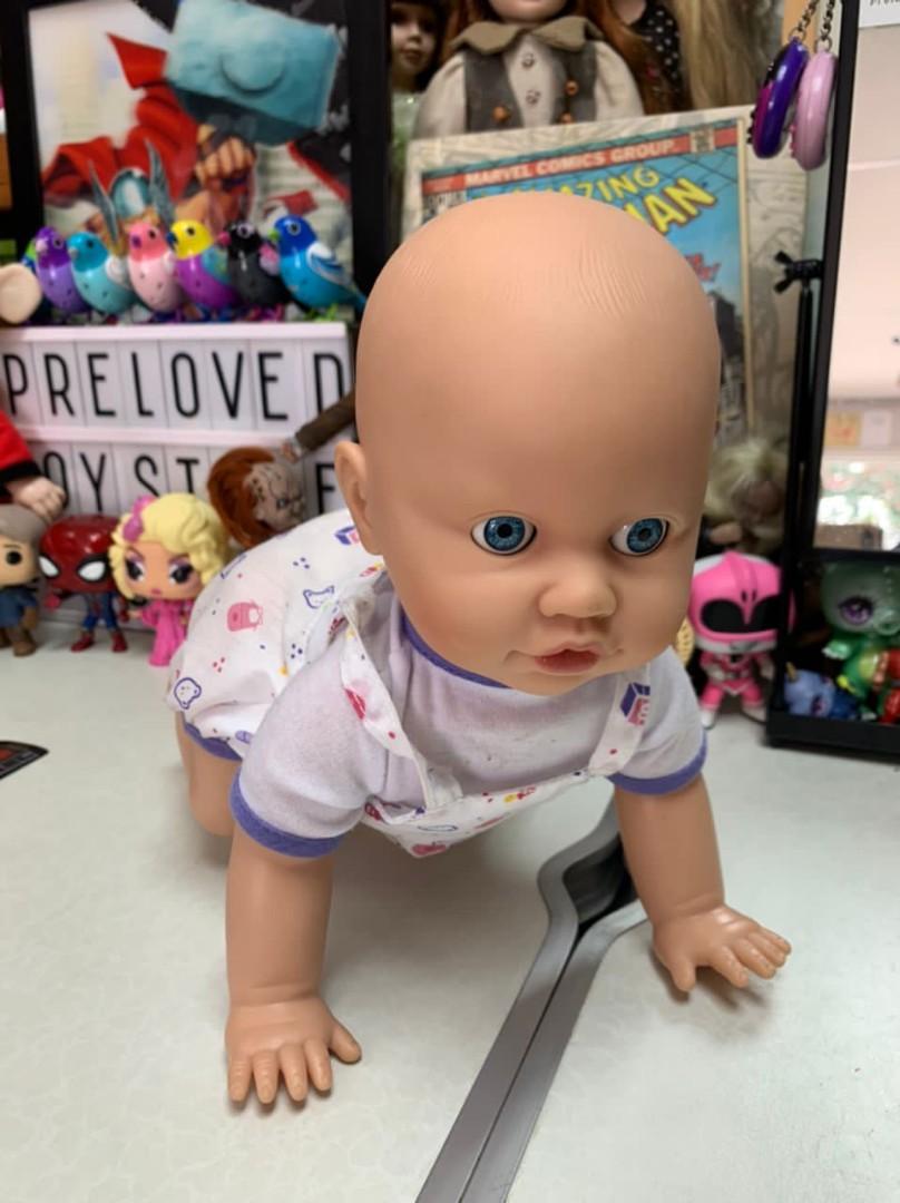 Baby crawling doll shop