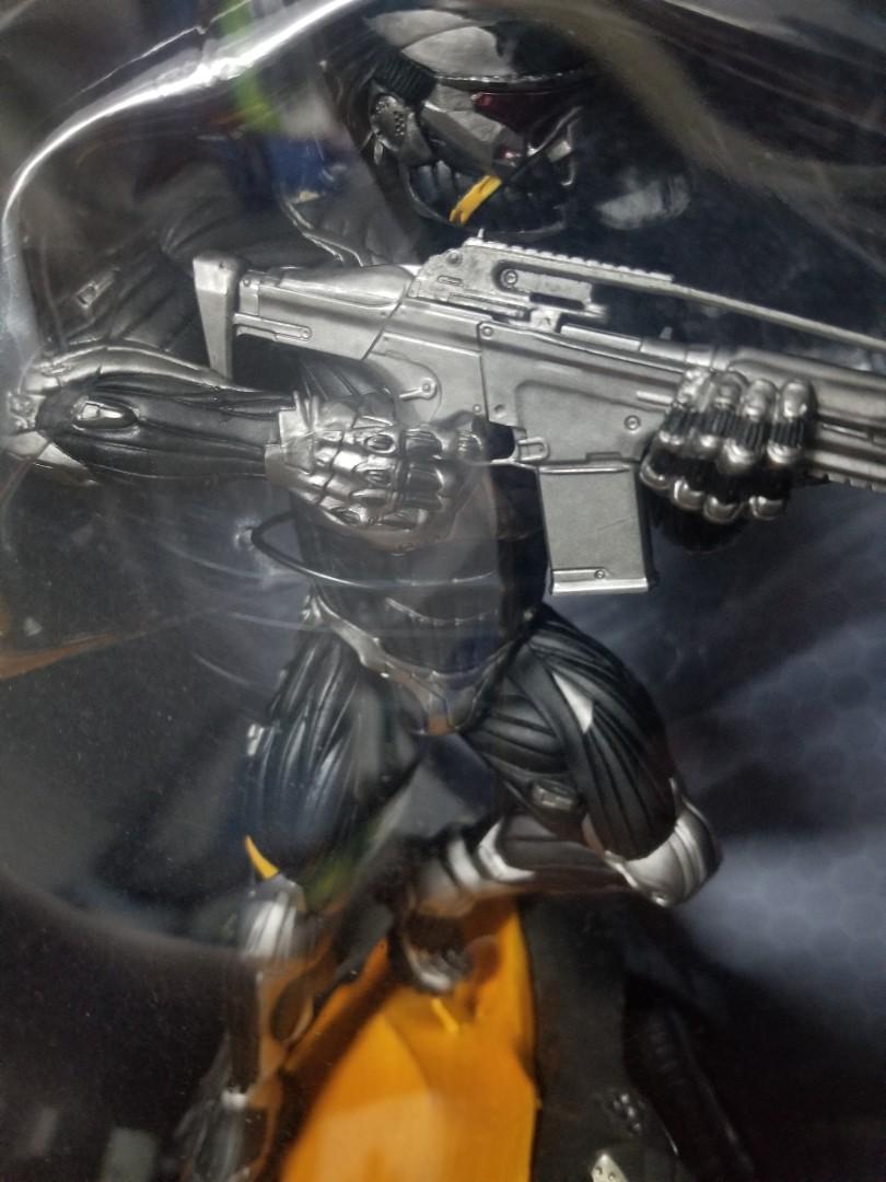 Crysis 2 figure, Hobbies & Toys, Toys & Games on Carousell