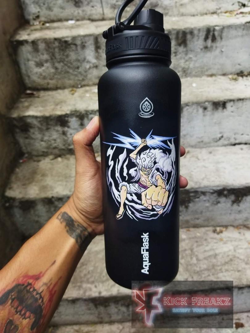 black aquaflask design