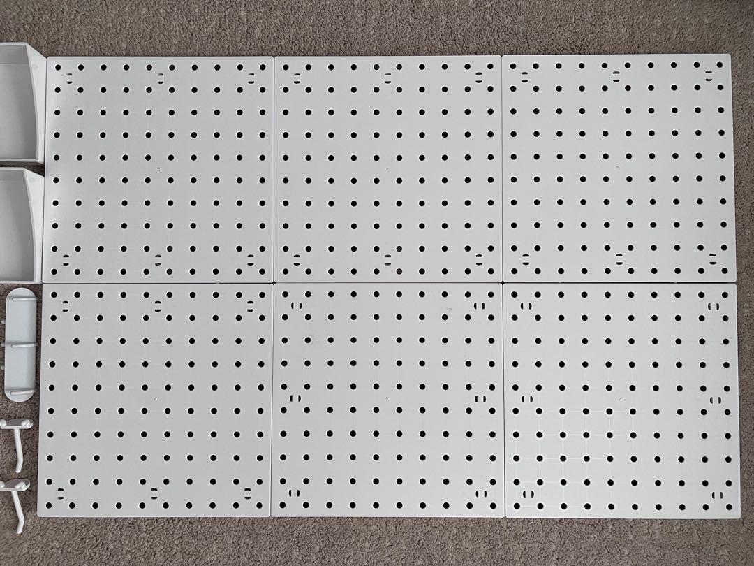 Daiso Peg Board set, Hobbies & Toys, Stationery & Craft, Stationery