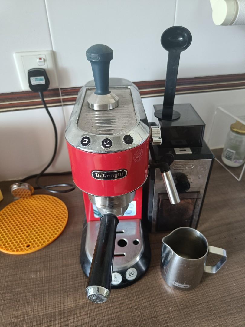Delonghi Espresso Machine + Grinder, TV & Home Appliances, Kitchen