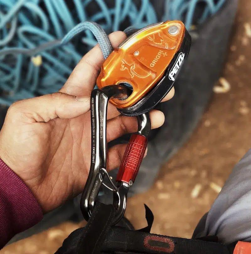 DMM Ceros Locking Belay Carabiner Quicklock for climbing, Sports Equipment, Other Sports