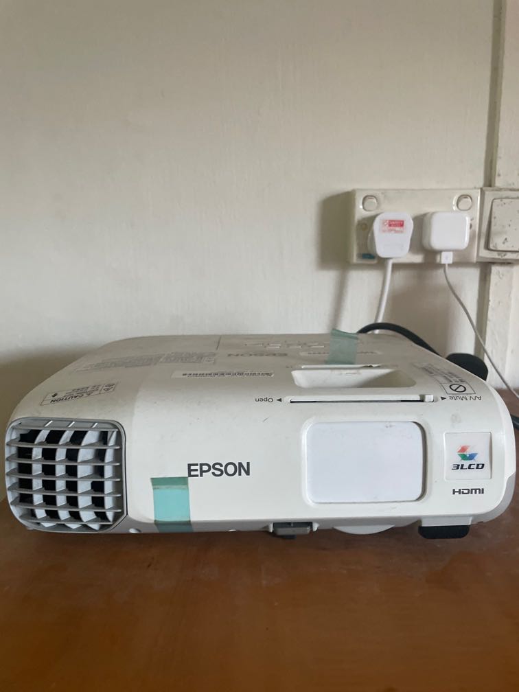 Epson Projector. ((Epson eb945h)), TV 