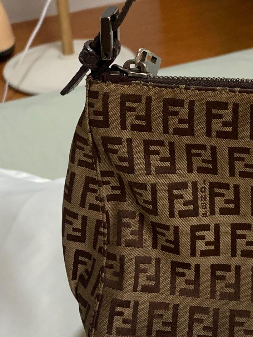 FENDI BAGUETTE (Category: Luxury Bags & Wallets) located in Quezon City. Submitted by chaarmed (Listing ID 1179270851, Image 2). Description: GUARANTEED AUTHENTIC Fendi Baguette No inclusions Super ganda in person! 💗 .