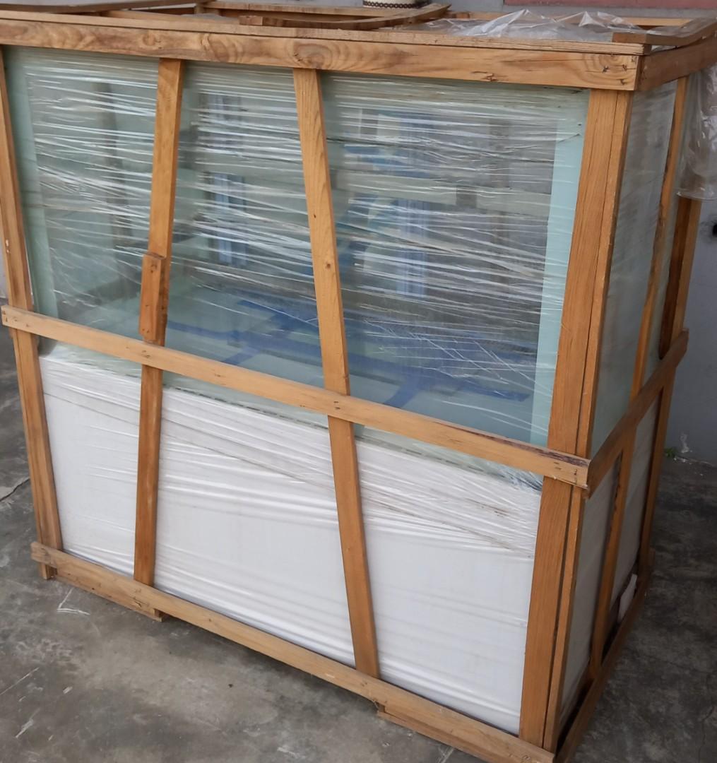 GLASS CAKE SHOWCASE CHILLER / CAKE DISPLAY CHILLER / TABLE TOP CAKE