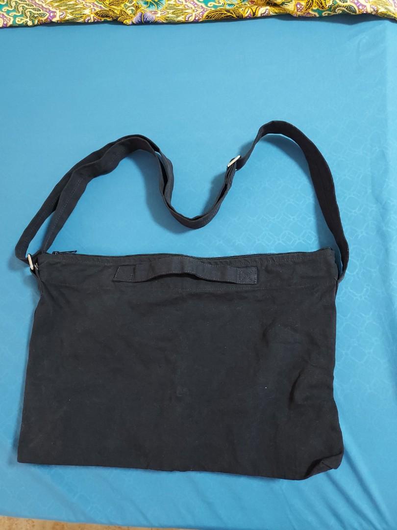 Hikosen Cara, Men's Fashion, Bags, Sling Bags on Carousell