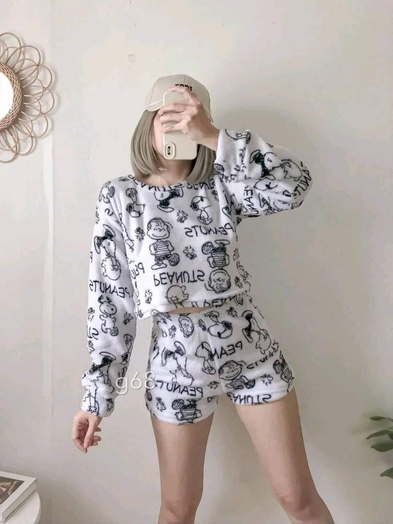 ICONIC PULLOVER TERNO (Category: Sets or Coordinates) located in Cainta. Submitted by agirlnamedkatkatII (Listing ID 1179098682, Image 2). Description: ICONIC PULLOVER TERNO P310.00 FABRIC: FURR/TOWELLETE FABRIC FREESIZE CAN FIT FROM SMALL TO SEMI LARGE NOTE: PLEASE PROVIDE 2ND AND 3RD COLOR OPTION.