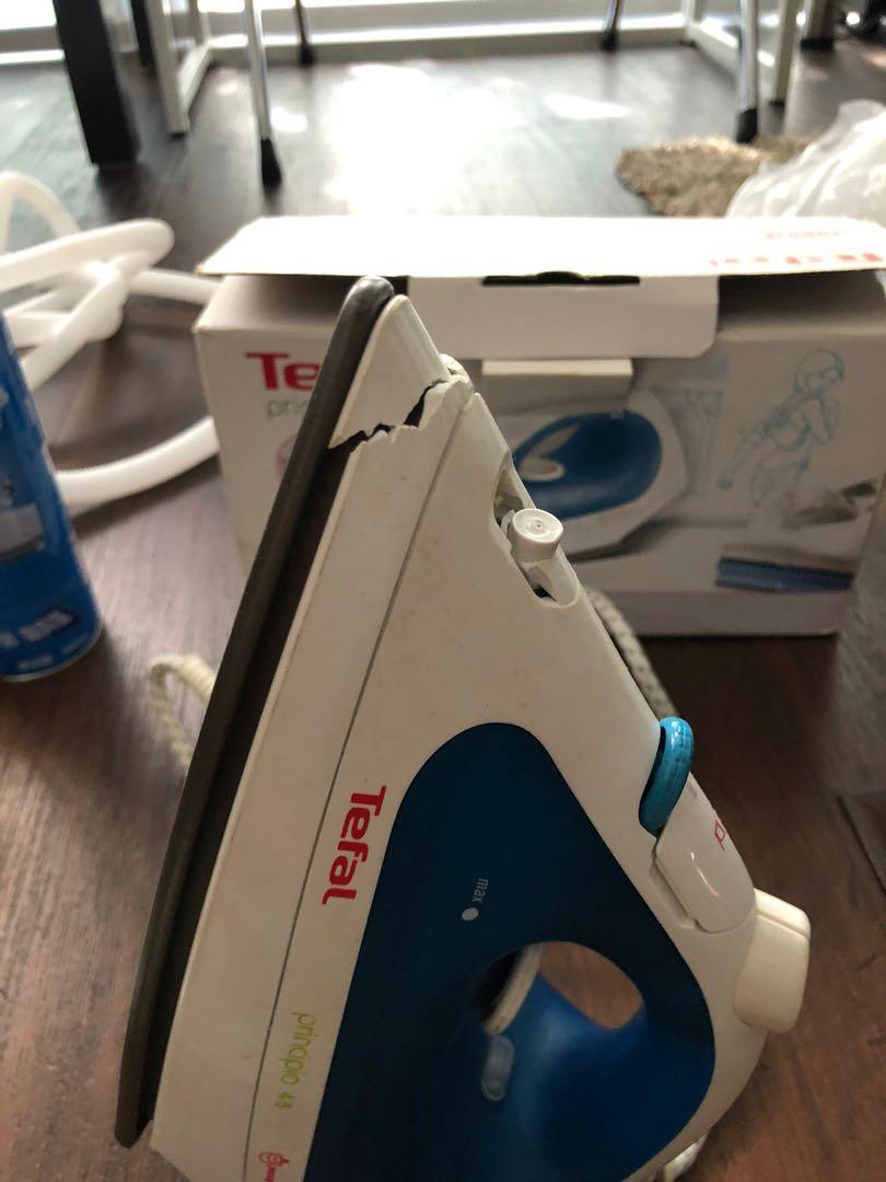 Iron Tefal 1960W working condition and cheap!, TV & Home Appliances