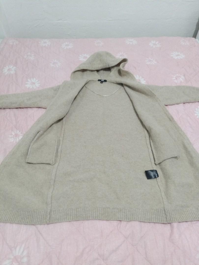 Jacket (Category: Coats, Jackets and Outerwear) located in Singapore. Submitted by rainy_jay (Listing ID 1179188956, Image 3). Description: .