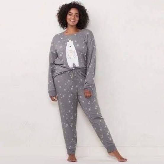 Lauren Conrad Plus Size Pajama set, Women's Fashion, Undergarments &  Loungewear on Carousell