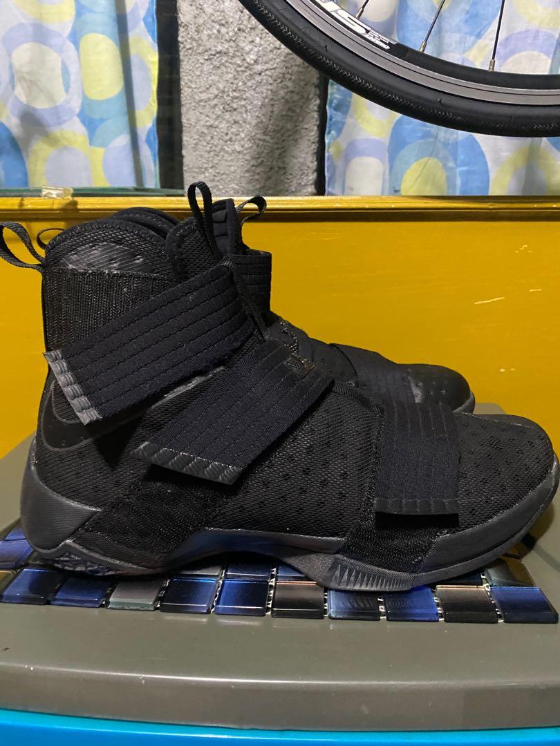 Lebron shoes without laces sales