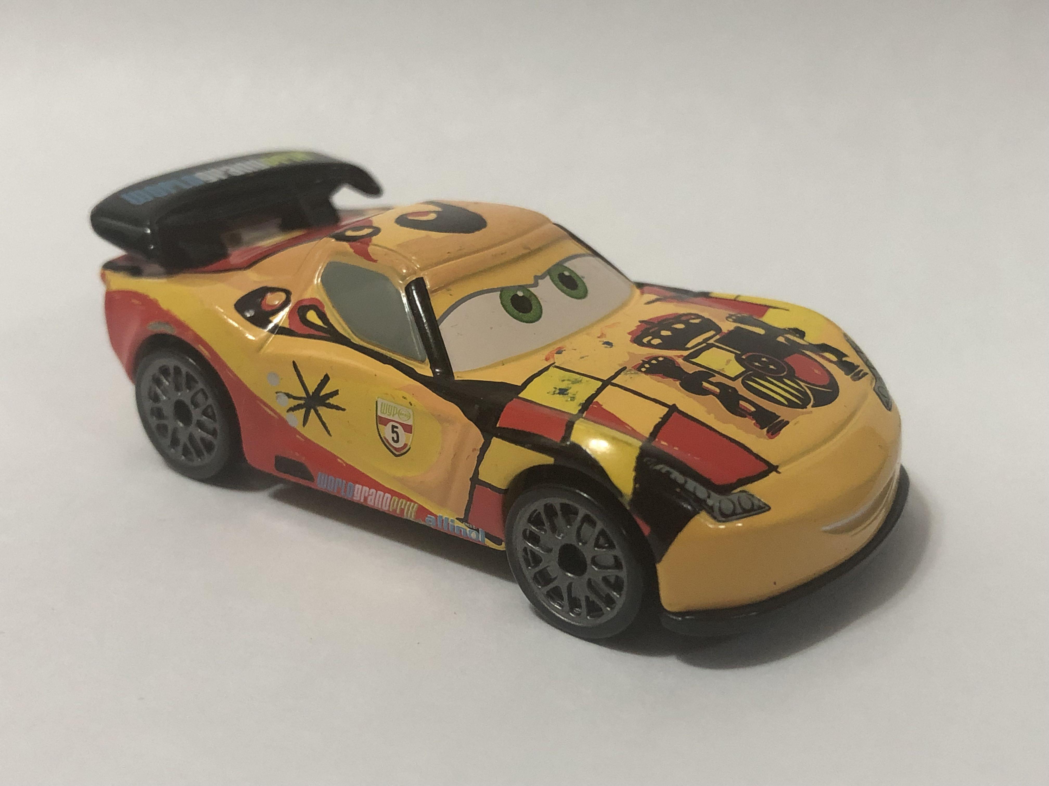 Lightning Mcqueen Pixar Cars (golden yellow), Hobbies & Toys, Toys