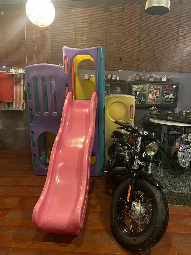 Little tikes 2025 tropical playground