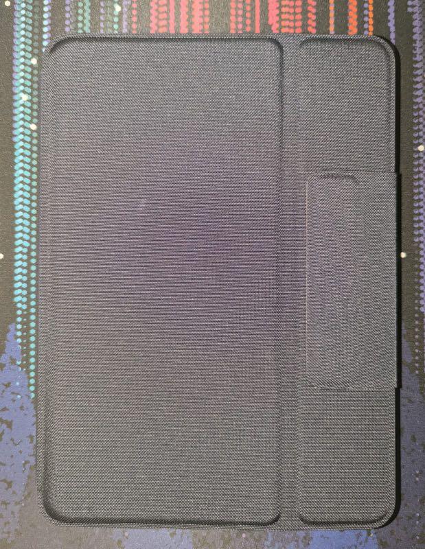 Logitech Rugged Keyboard Folio for iPad (7th to 9th generation