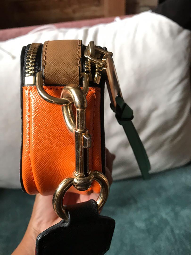 Marc Jacobs Camera Bag, Luxury, Bags & Wallets on Carousell