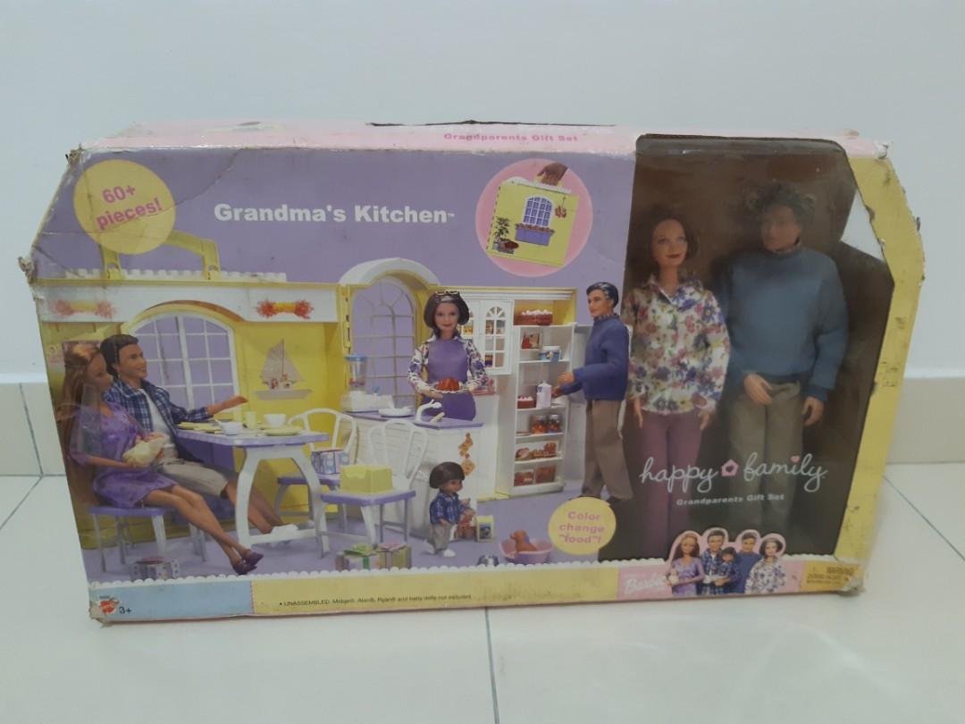 Mattel Barbie happy family Grandma Kitchen gift set, Hobbies & Toys, Toys &  Games on Carousell