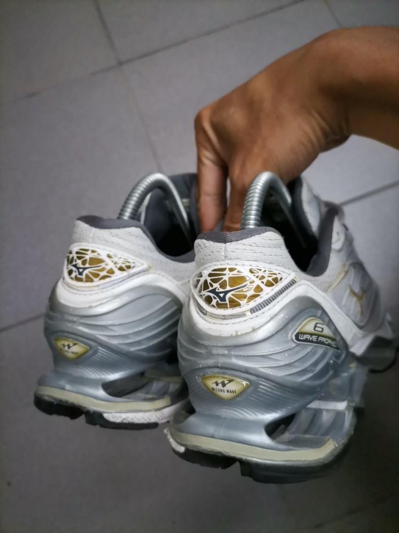 Mizuno wave prophecy 8 branco top