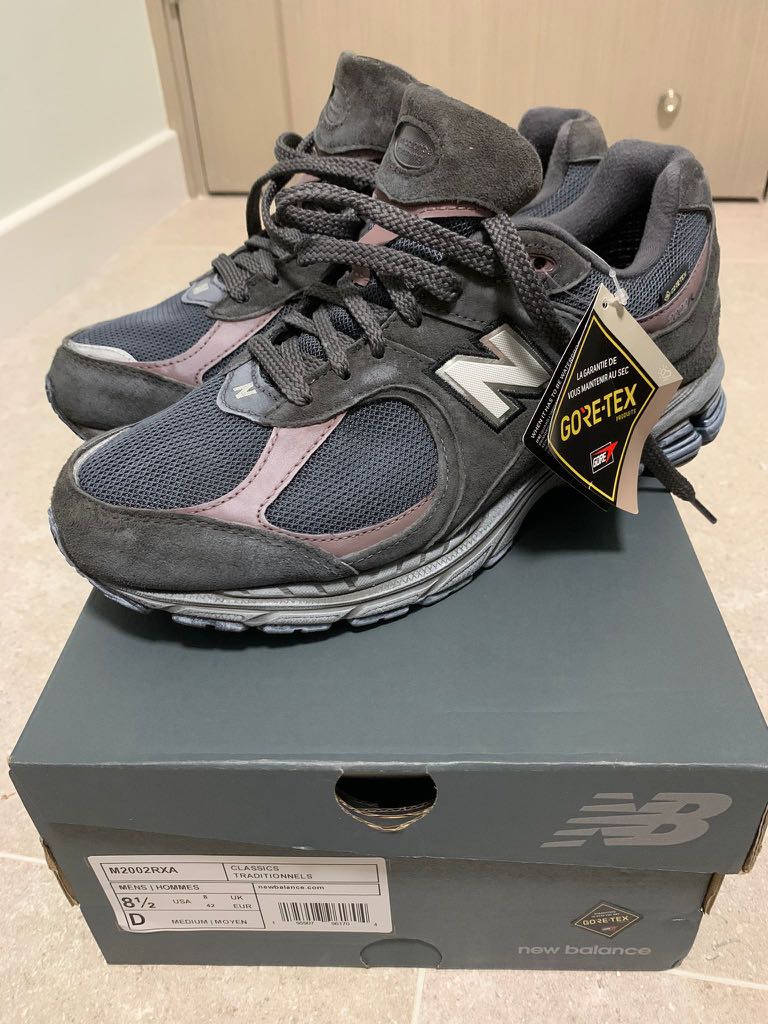 無地・新色登場! 新品未使用タグ付き New Balance 2002RXD GORE-TEX