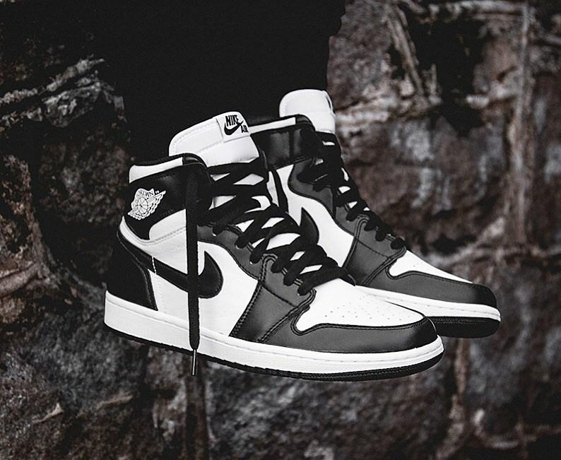jordan 1 retro og black white