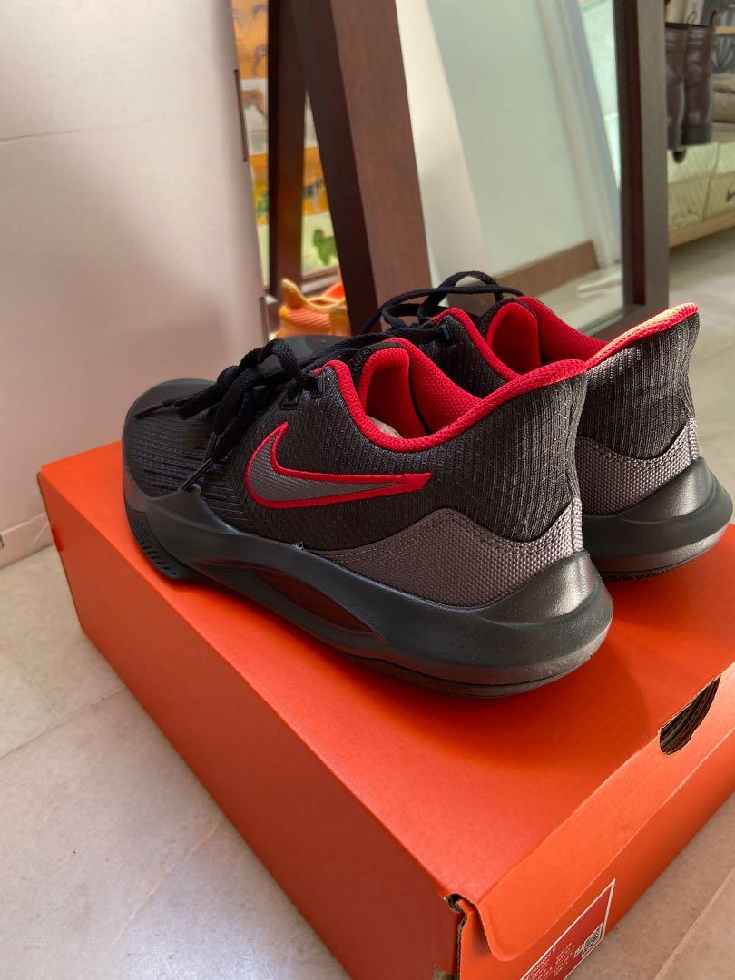 precision v basketball shoe