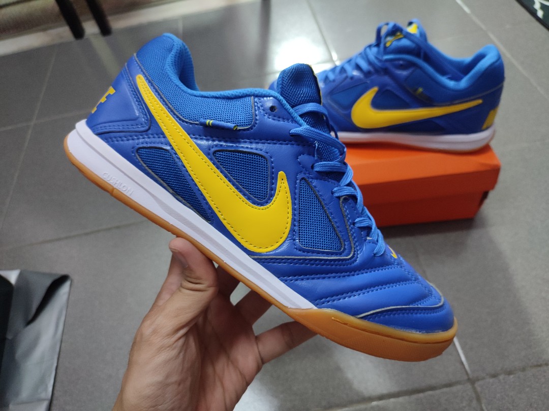 Nike SB Gato IC Futsal Shoes, Equipment, Other Sports Supplies on Carousell